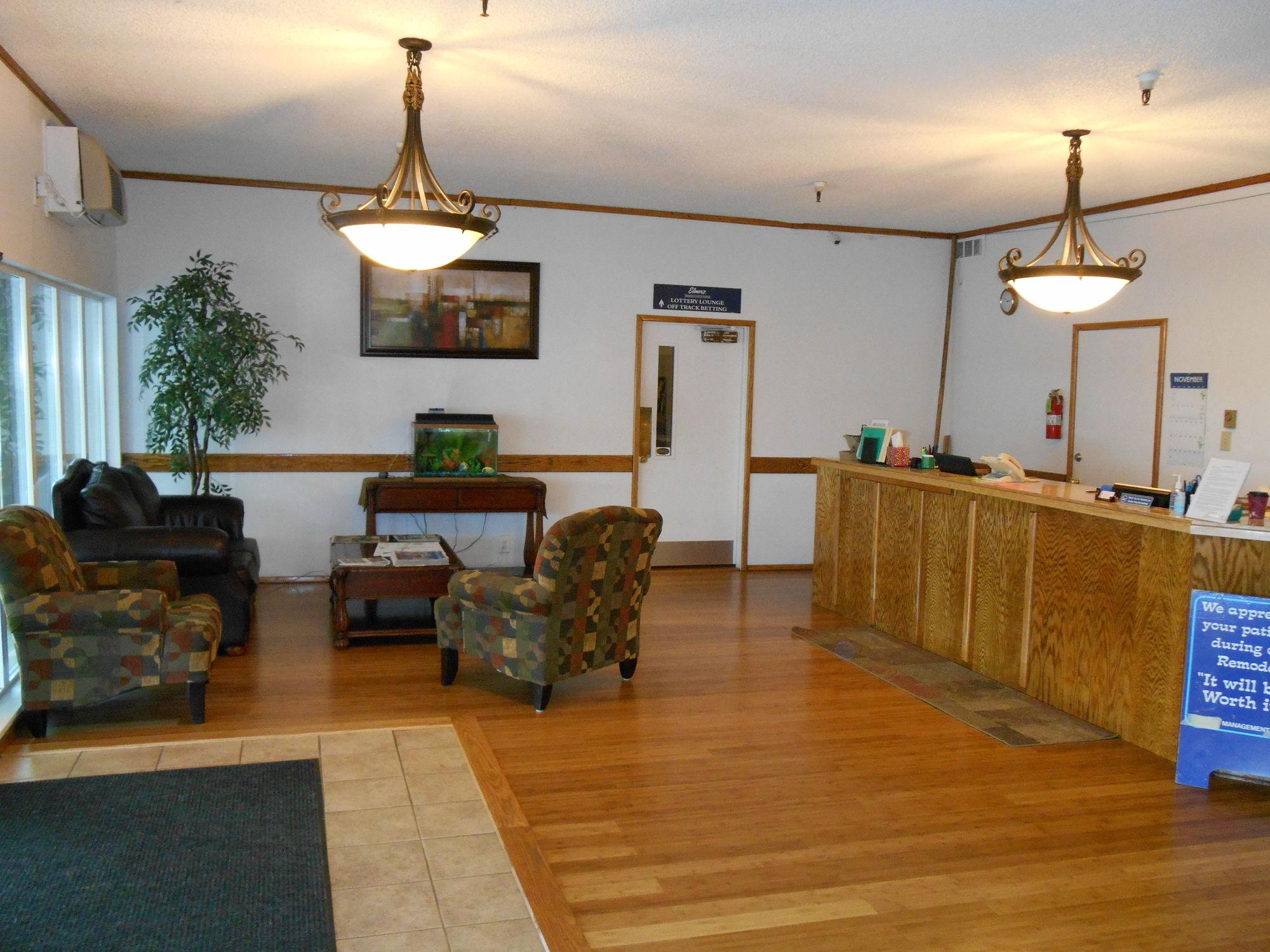 Guesthouse Inn & Suites Eugene/スプリングフィールド エクステリア 写真