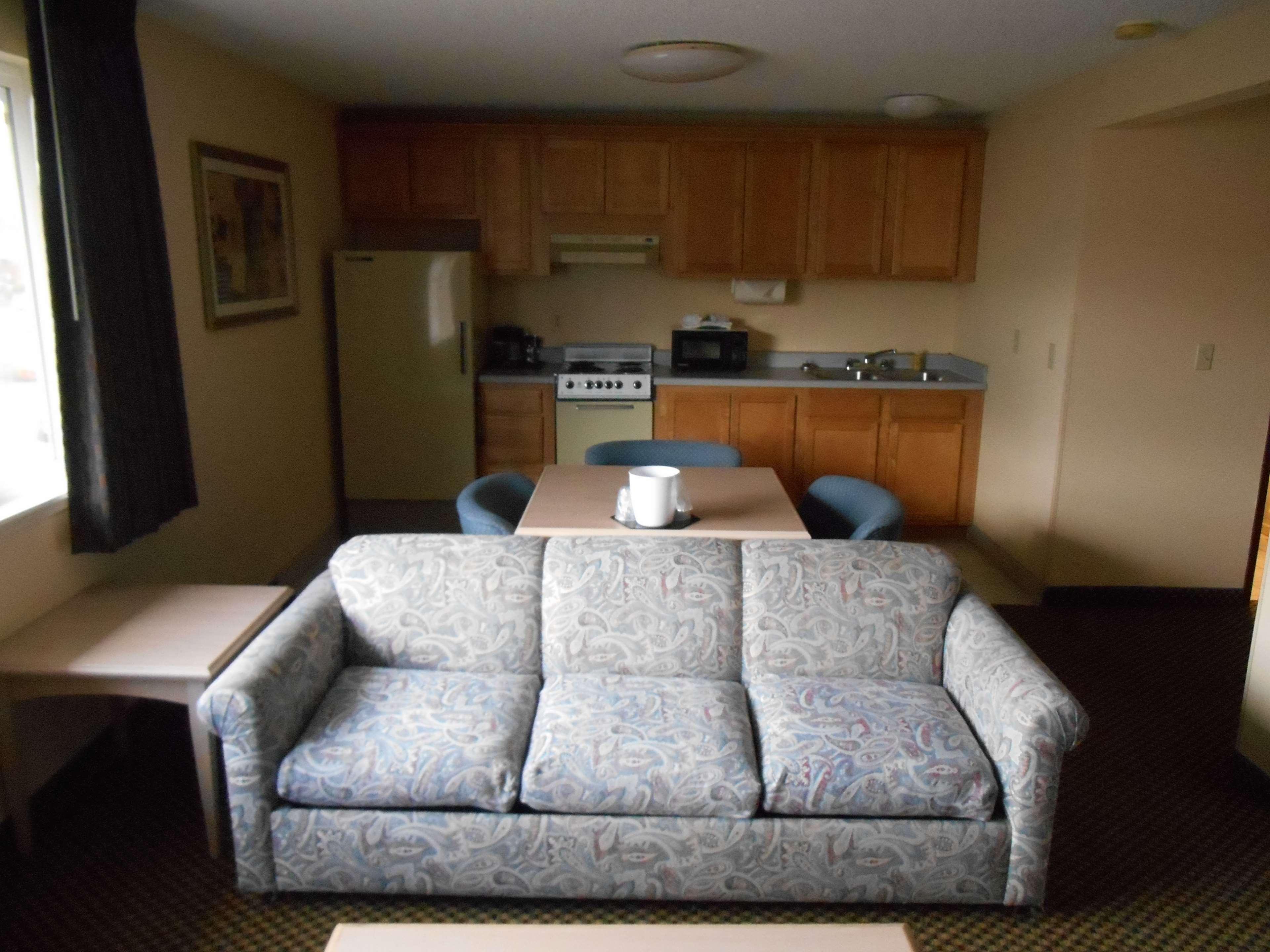 Guesthouse Inn & Suites Eugene/スプリングフィールド エクステリア 写真
