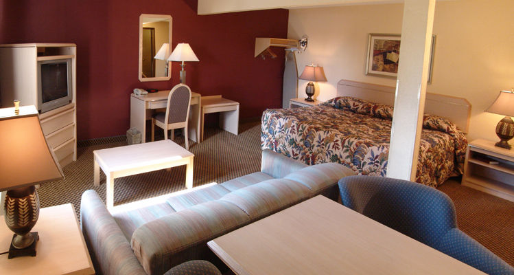 Guesthouse Inn & Suites Eugene/スプリングフィールド エクステリア 写真