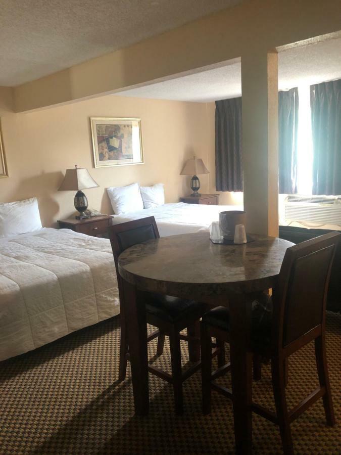 Guesthouse Inn & Suites Eugene/スプリングフィールド エクステリア 写真