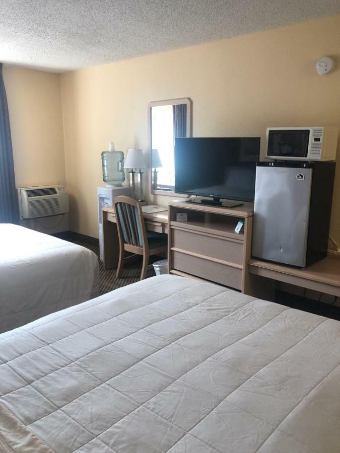 Guesthouse Inn & Suites Eugene/スプリングフィールド エクステリア 写真